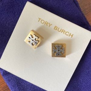 Tory burch Block-T logo Stud earring